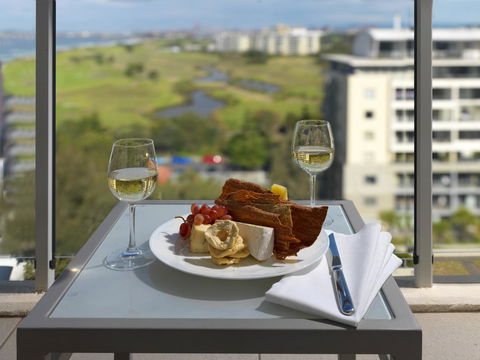 Sage Hotel Wollongong - Great Ocean Road Tourism 8