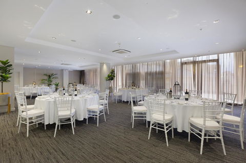 Sage Hotel Wollongong - Great Ocean Road Tourism 32