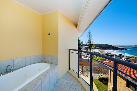 The Cove Yamba - Great Ocean Road Tourism 8