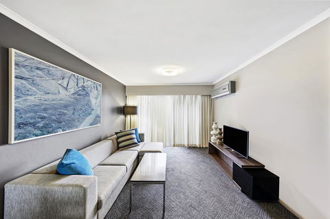 Adina Apartment Hotel Sydney Surry Hills - Great Ocean Road Tourism 7