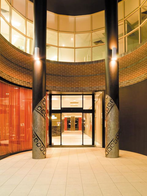 Adina Apartment Hotel Sydney Surry Hills - Great Ocean Road Tourism 3