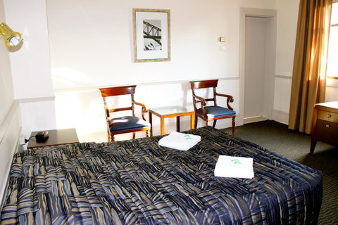 Royal Exhibition Hotel - Great Ocean Road Tourism 38
