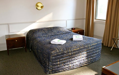 Royal Exhibition Hotel - Great Ocean Road Tourism 34