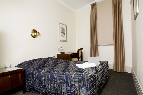 Royal Exhibition Hotel - Great Ocean Road Tourism 23
