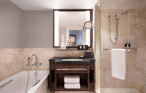 Four Seasons Hotel Sydney - Great Ocean Road Tourism 5