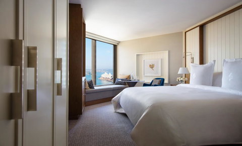 Four Seasons Hotel Sydney - Great Ocean Road Tourism 11