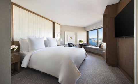 Four Seasons Hotel Sydney - Great Ocean Road Tourism 12