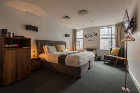 The Lucky Hotel - Great Ocean Road Tourism 35