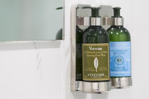 The Lucky Hotel - Great Ocean Road Tourism 6