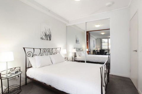 Wyndel Apartments - Apex North Sydney - Great Ocean Road Tourism 14