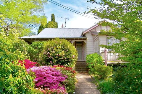 Dangal Gardens - Great Ocean Road Tourism 1