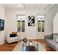 Walk to the city from this renovated heritage gem - Great Ocean Road Tourism