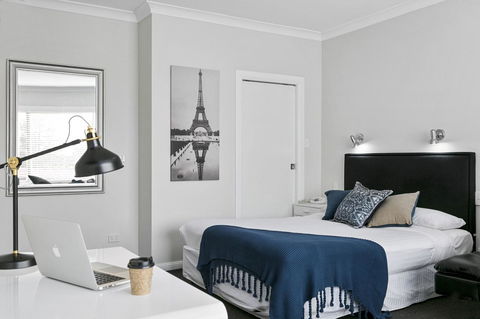 Airport Hotel Sydney - Great Ocean Road Tourism 0