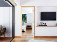 Book Byron Bay Accommodation Vacations Great Ocean Road Tourism Great Ocean Road Tourism