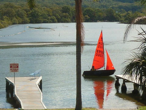 Pelican H2O One & Two Bedroom Apartments - Great Ocean Road Tourism 4