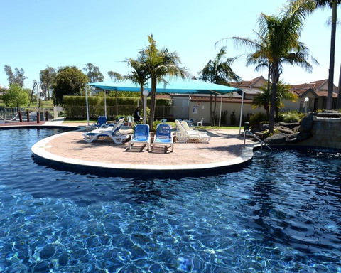 Yarrawonga Waterfront Apartments - Great Ocean Road Tourism 0