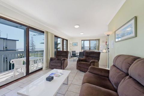 Beach House Holiday Apartments - Great Ocean Road Tourism 22