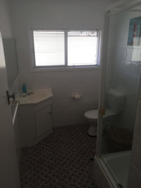 Tomaree Lodge - Great Ocean Road Tourism 6