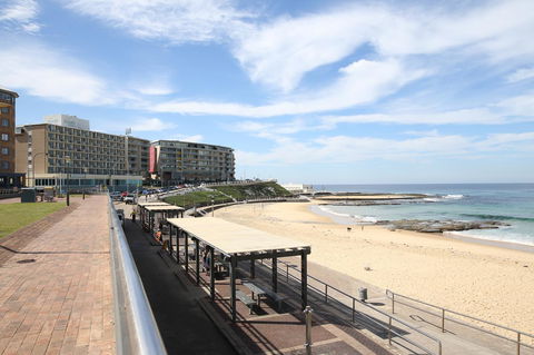 Arena Luxury Beachfront Apartment - Great Ocean Road Tourism 32