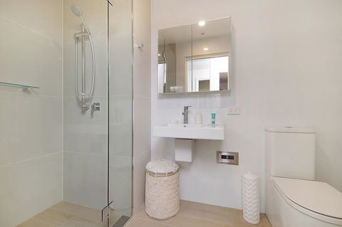 Arena Luxury Beachfront Apartment - Great Ocean Road Tourism 25
