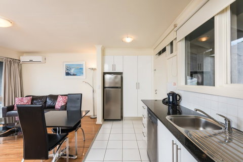 Horizon Holiday Apartments - Great Ocean Road Tourism 13