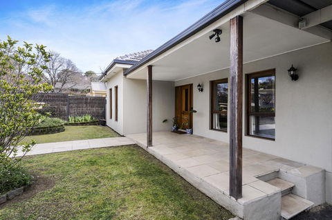 The Spa Cottage With HotTub, Netflix & Stan - Great Ocean Road Tourism 17