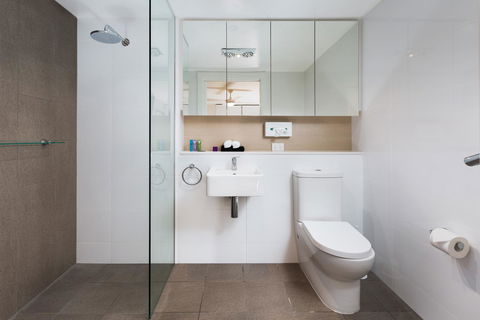 Hamilton Executive Apartments - Great Ocean Road Tourism 19