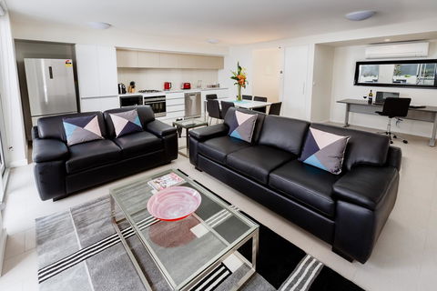 Hamilton Executive Apartments - Great Ocean Road Tourism 35