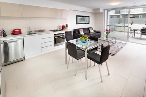 Hamilton Executive Apartments - Great Ocean Road Tourism 30