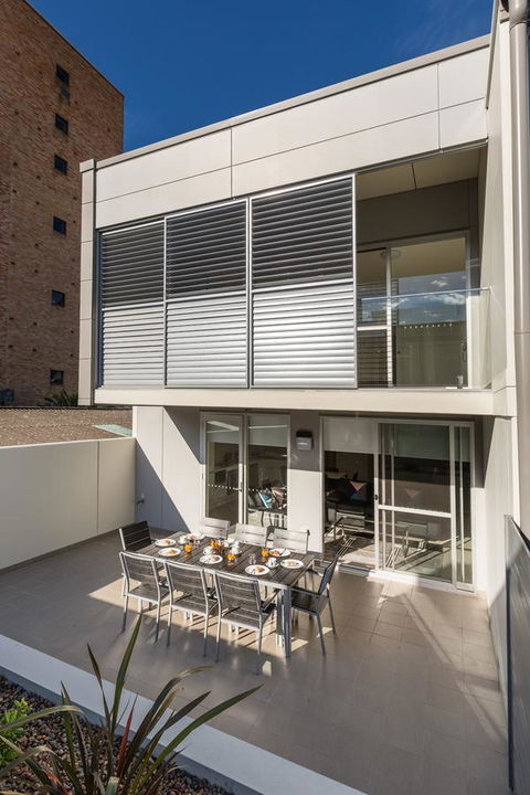 Hamilton Executive Apartments - Great Ocean Road Tourism 2