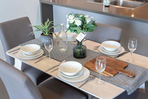 Olympic Park Sunshine 2 Bedrooms Apts With Private Parking - Great Ocean Road Tourism 27