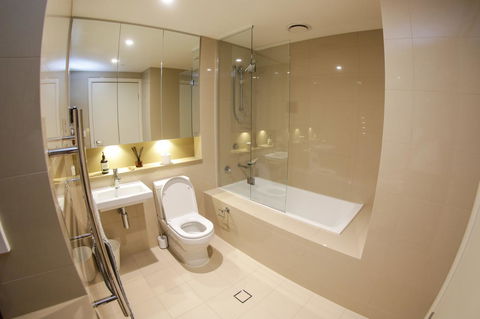 Olympic Park Sunshine 2 Bedrooms Apts With Private Parking - Great Ocean Road Tourism 15