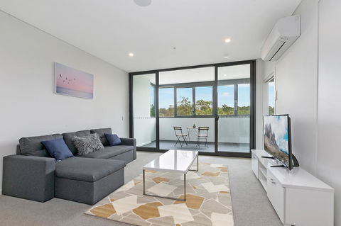 Stylish And Neat Two Bed Apartment In Wentworth Point - Great Ocean Road Tourism 0