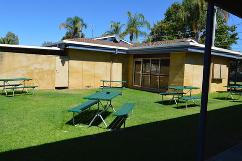 Brolga Hotel Motel - Coleambally - Great Ocean Road Tourism 18