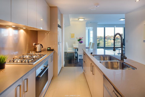Zara Tower â€“ Luxury Suites And Apartments - Great Ocean Road Tourism 26