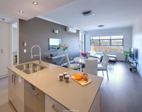 Zara Tower â€“ Luxury Suites And Apartments - Great Ocean Road Tourism 31