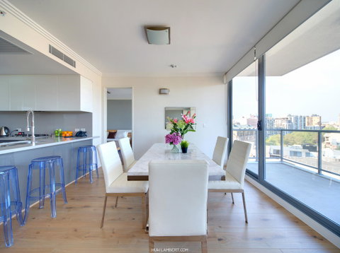 Zara Tower â€“ Luxury Suites And Apartments - Great Ocean Road Tourism 10