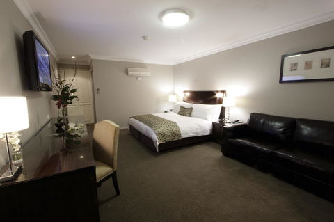 Carlyle Suites & Apartments - Great Ocean Road Tourism 4