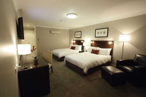 Carlyle Suites & Apartments - Great Ocean Road Tourism 11