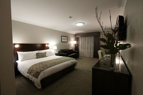 Carlyle Suites & Apartments - Great Ocean Road Tourism 3
