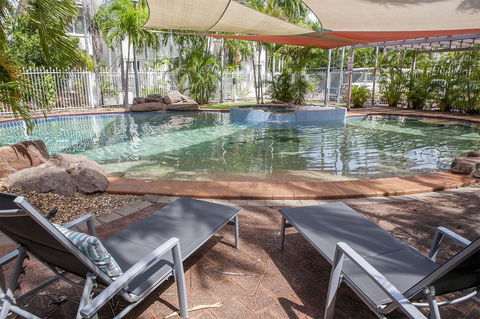 Nightcliff Foreshore Getaway - McKay Gardens - Great Ocean Road Tourism 3