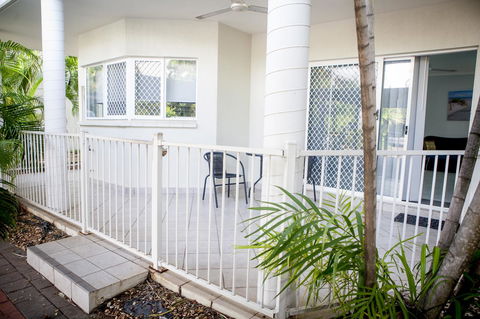 Nightcliff Foreshore Getaway - McKay Gardens - Great Ocean Road Tourism 4