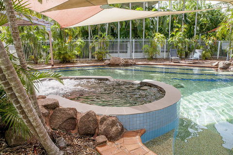 Nightcliff Foreshore Getaway - McKay Gardens - Great Ocean Road Tourism 0