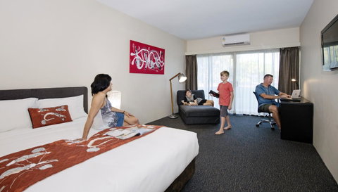 Mercure Kakadu Crocodile - Great Ocean Road Tourism 13