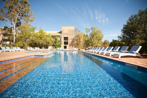 DoubleTree By Hilton Alice Springs - Great Ocean Road Tourism 6