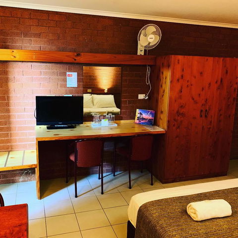 Pine Tree Motel - Great Ocean Road Tourism 30