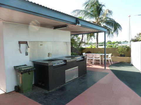 Cullen Bay Resorts - Great Ocean Road Tourism 19
