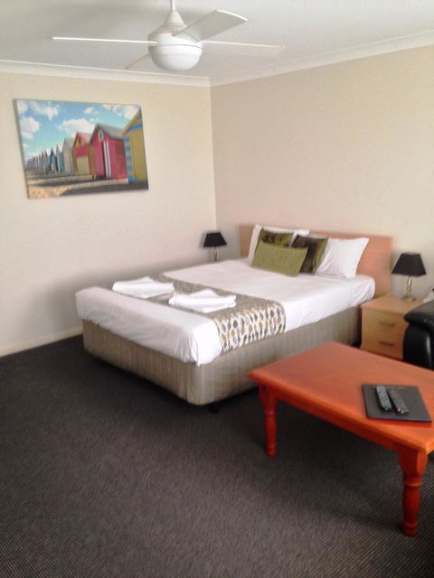Beaches Serviced Apartments - Great Ocean Road Tourism 36