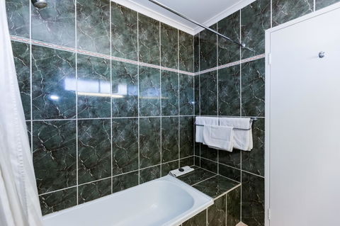 Elkira Court Motel - Great Ocean Road Tourism 16