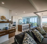 ZEN BY THE WATER - Esplanade Darwin Retreat - Great Ocean Road Tourism